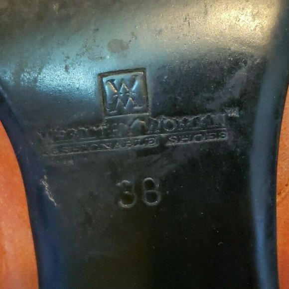 Women's Baroco Collection Pointed Toe Zip Up Ankle Boots Sz 38 Metal Cover Heel - Picture 8 of 10